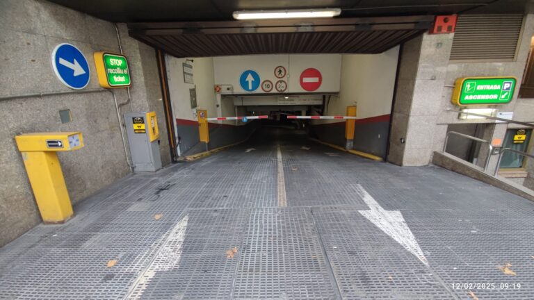 Parking Badalona - Image 7