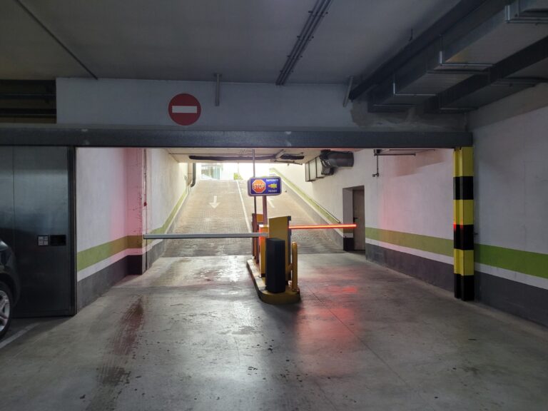 Parking Badalona - Image 1