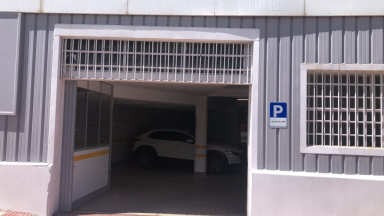 Parking Badalona - Image 1