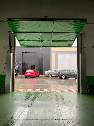 Personal Parking Exterior - Image 5