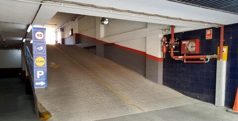 BP Centre Santa Coloma - Image 6