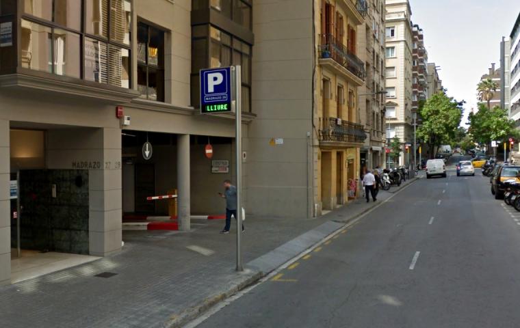 Sobre el parking